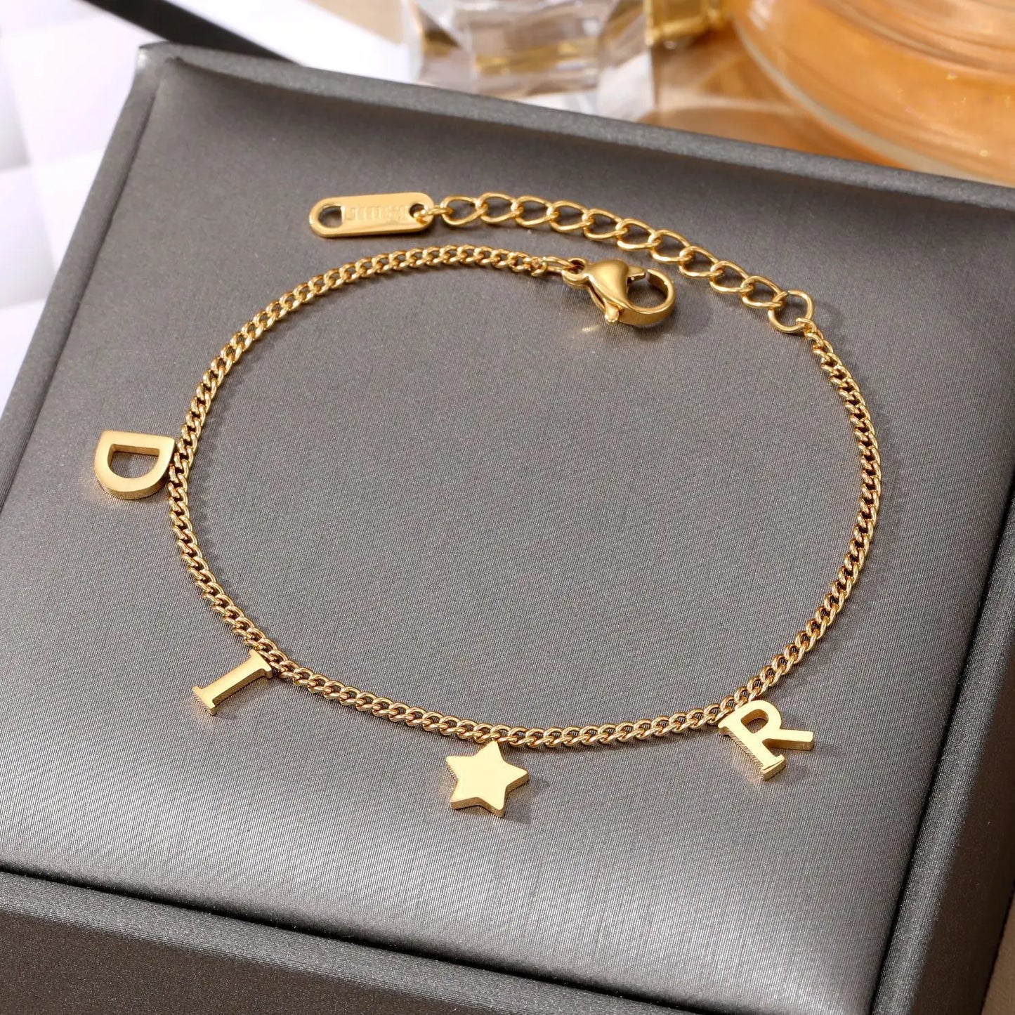 New Fashion Bracelet For Woman Luxury Accessories